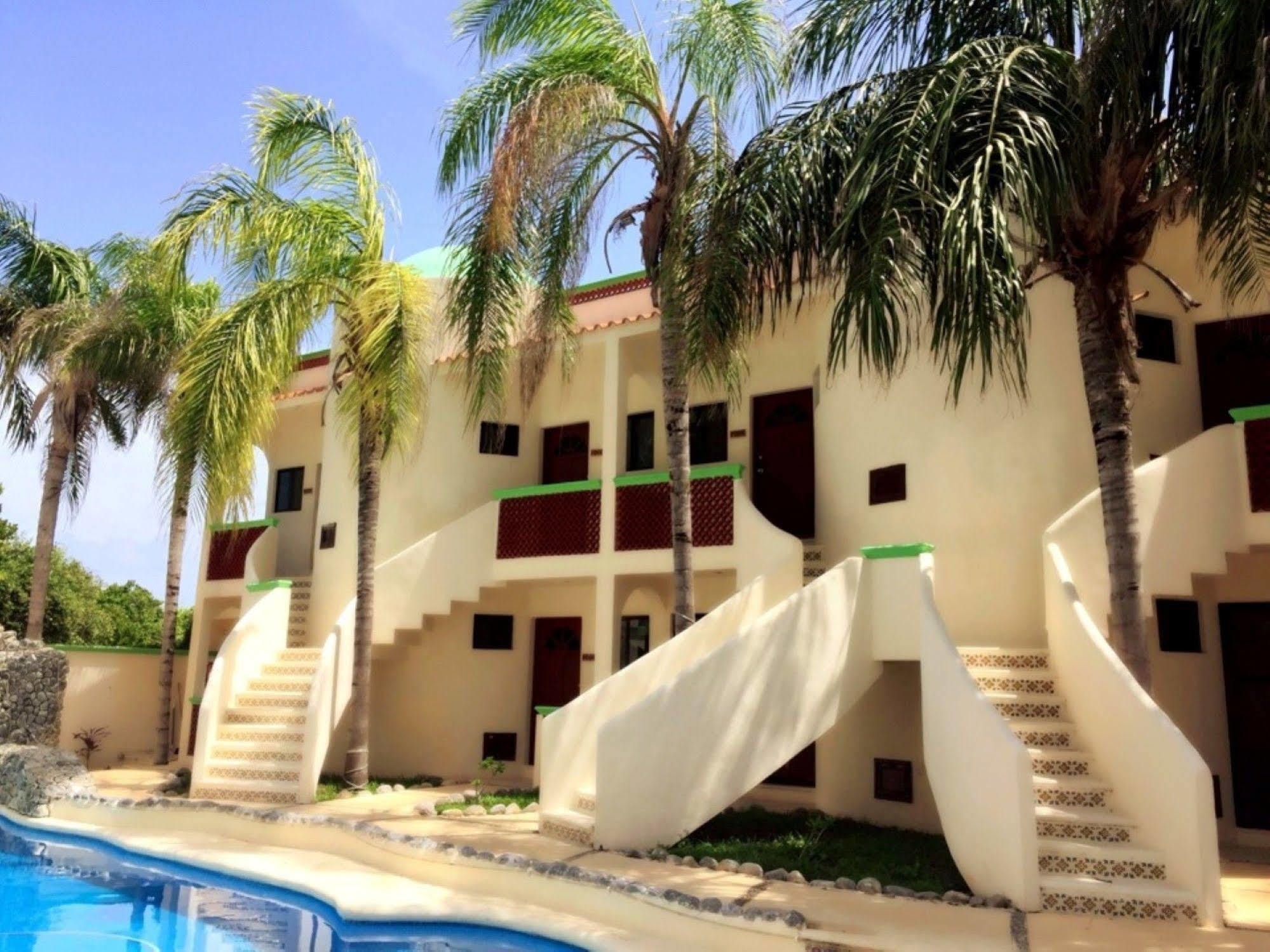 Villas Coco Resort - All Suites (Adults Only) Исла Мухерес Екстериор снимка