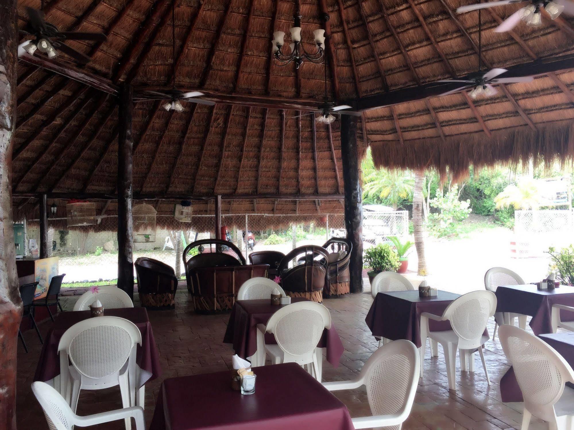 Villas Coco Resort - All Suites (Adults Only) Исла Мухерес Екстериор снимка