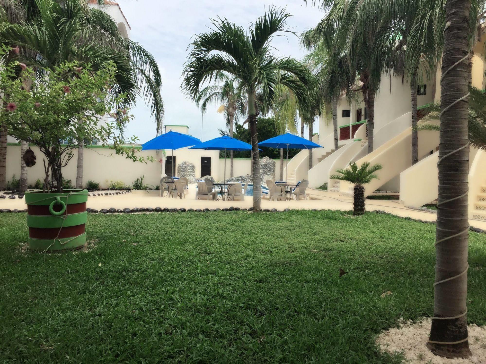 Villas Coco Resort - All Suites (Adults Only) Исла Мухерес Екстериор снимка